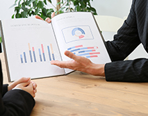 法的に問題ないか、税金のことなどを確認できる
